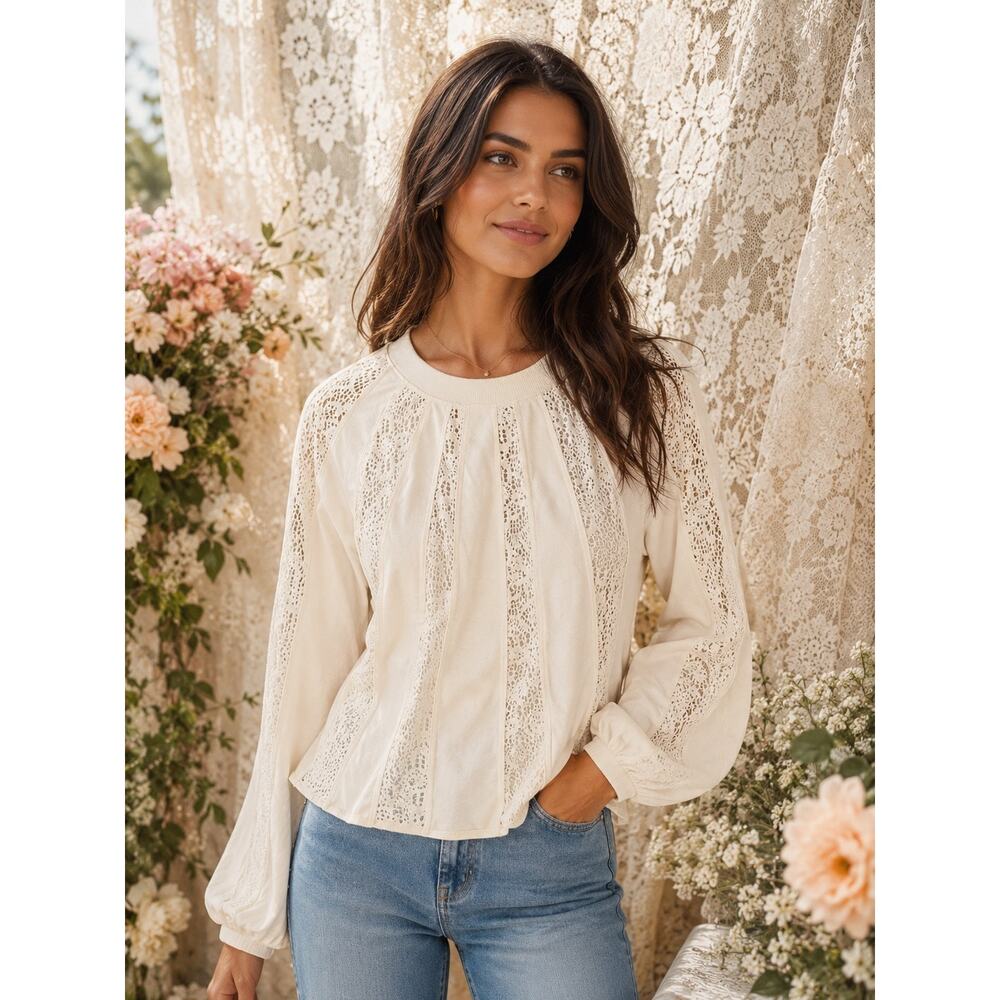 Jijil | Ivory Garden Lace Top